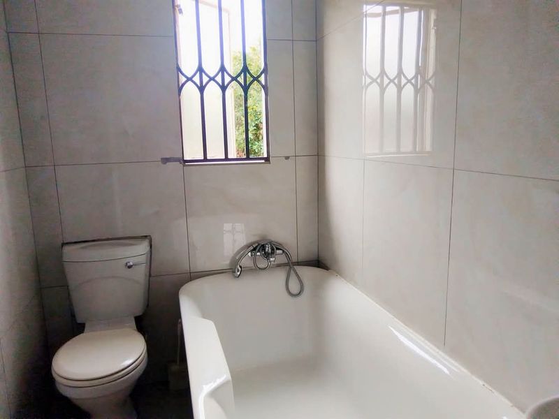 3-Bedroom Home in Gated Savanna City Community - Photo 10