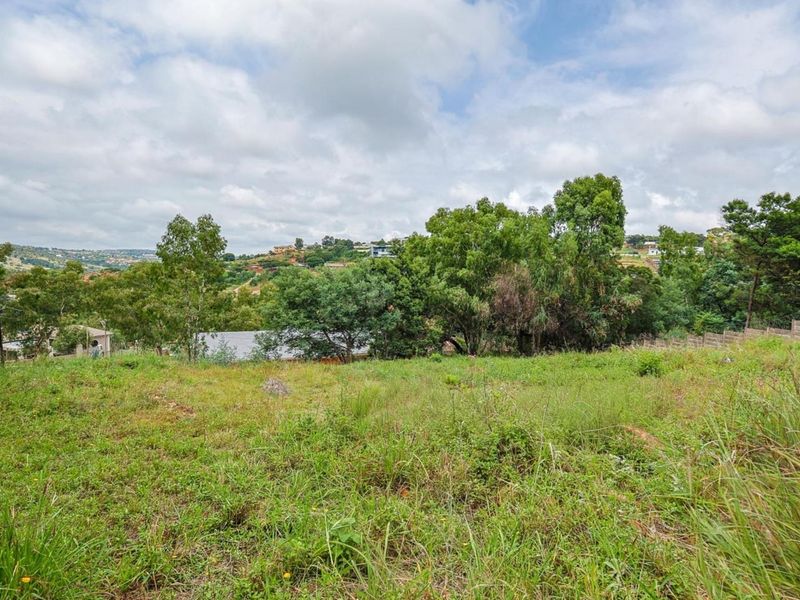 **Prime Vacant Land for Sale in Waterkloof Heights – 1792 m2** - Photo 8