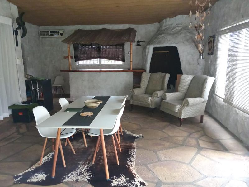 Exclusive Sole Mandate | Spacious Family Home in Veld en Vlei, Richards Bay| R1 700 000 - Photo 3