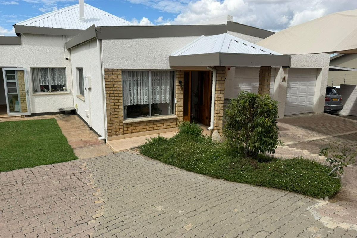 🏡 SPACIOUS 4-BEDROOM HOUSE SALE - OLYMPIA - Photo 2