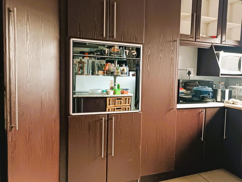 Family Home with Flat  and Off-Grid Features - Photo 5