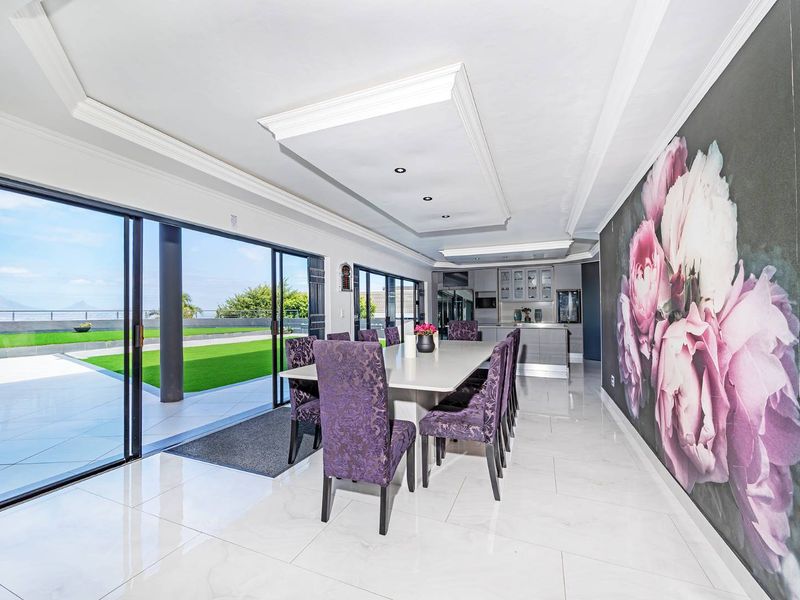 Architectural Excellence with Sweeping Cape Town Sunset Views - Photo 9