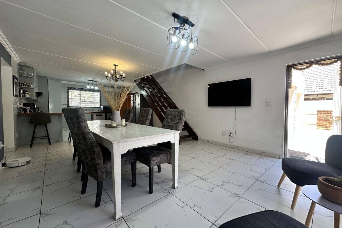 Beautiful 3-bedroom home in the secure Ashdown Forest Estate, Eden Glen. - Photo 3