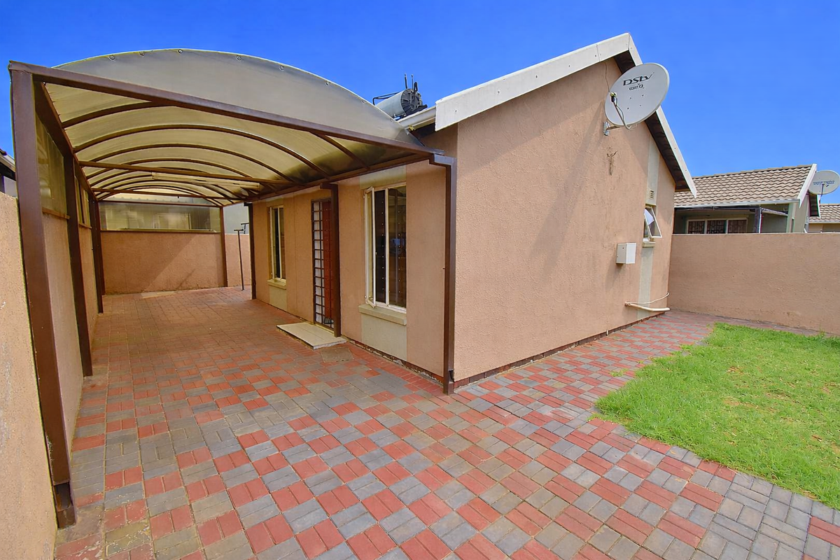Secure Living - Photo 2