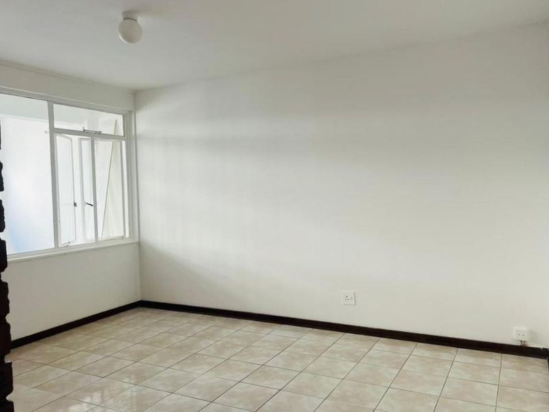 Newly renovated 2-Bedroom Apartment in the prime of South Beach for sale! Hurry this wont last! - Photo 2