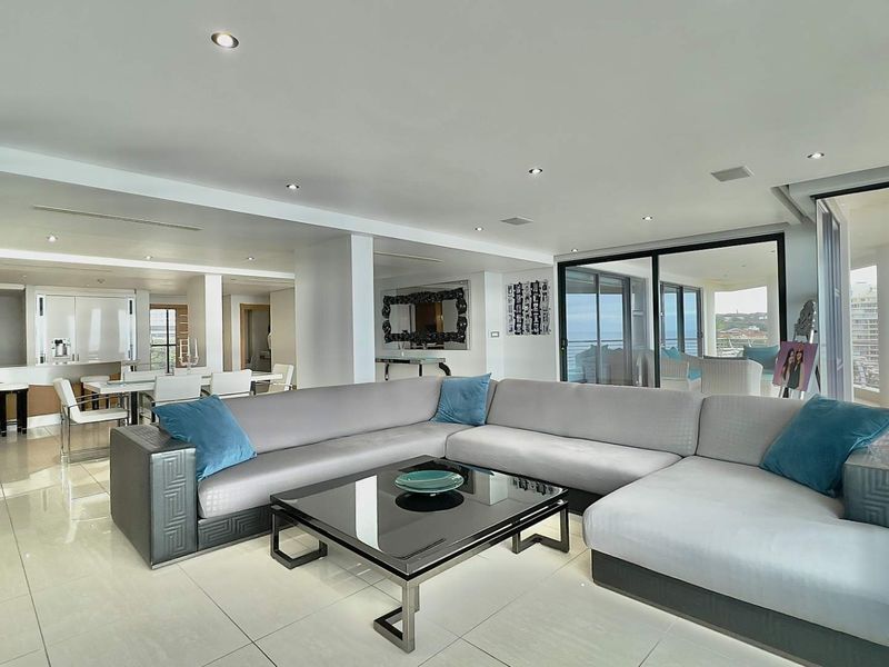 3 BEDROOM | 3.5 BATHROOM APARTMENT - Photo 9