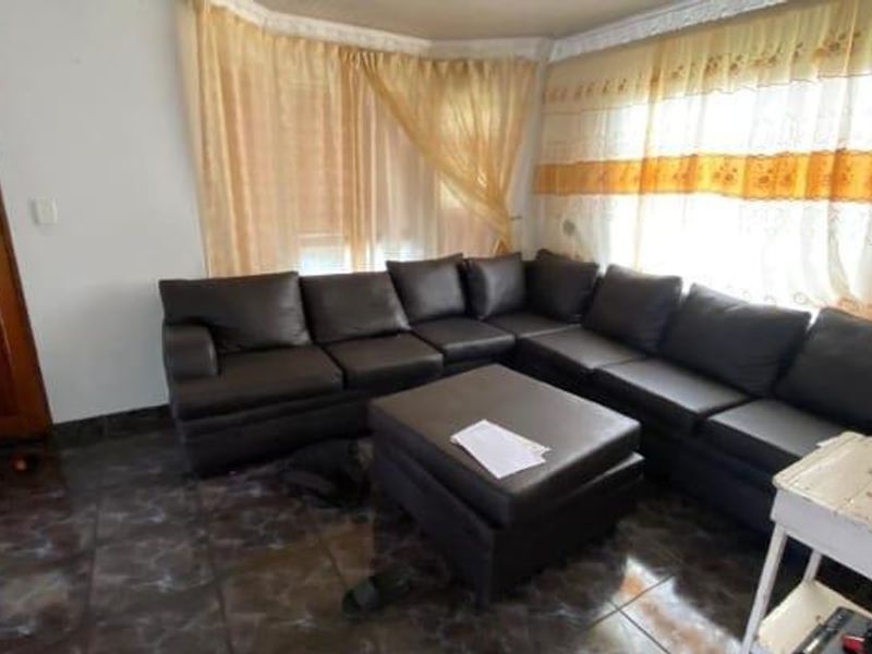 2 Bedroom Townhouse for Sale in Meredale Johannesburg South - Photo 9