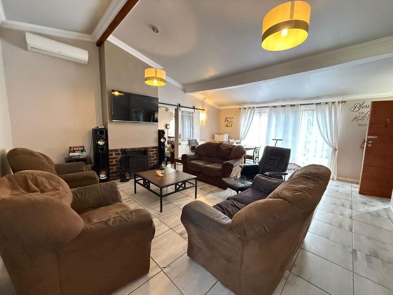 3 Bedroom house - Photo 6