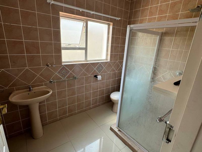 Family House for sale - Photo 5