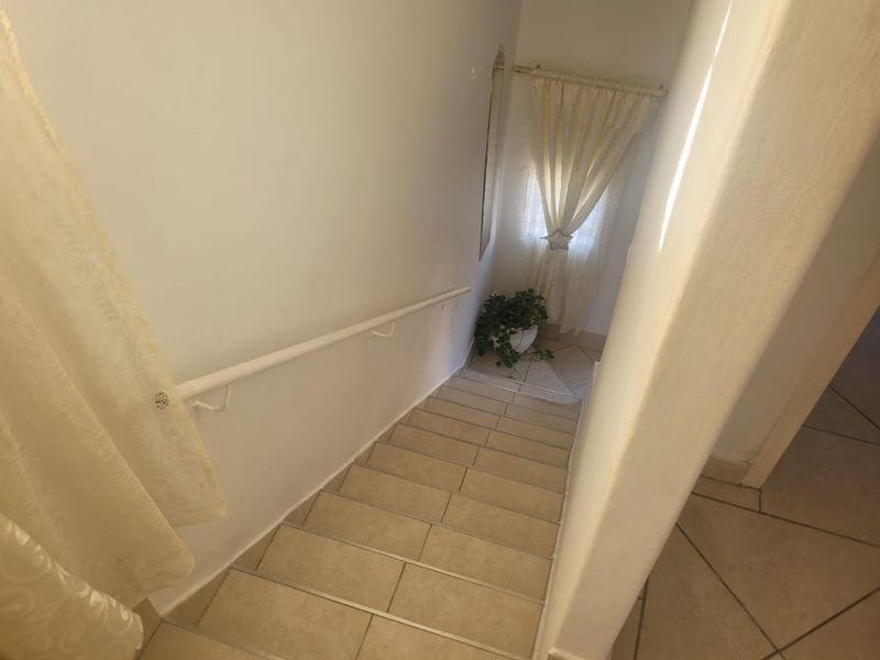 2-Bedroom Rental with 3 Parking Spaces in Arena Park - Photo 8