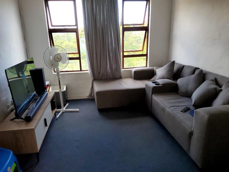 Secure & Comfortable 2-Bedroom Home For time owners, for investment - Photo 10