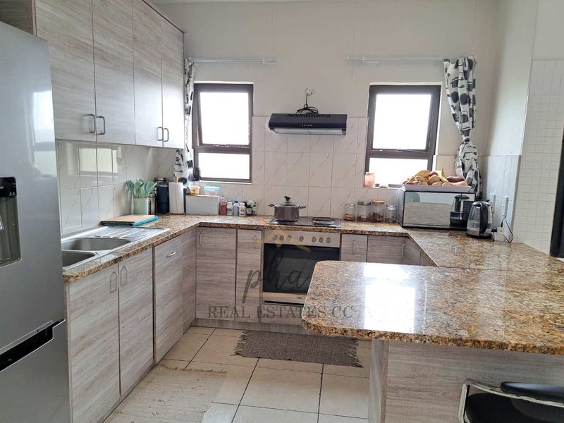 Duplex 3 Bedr Townhouse for sale in Walvis Bay - Photo 4