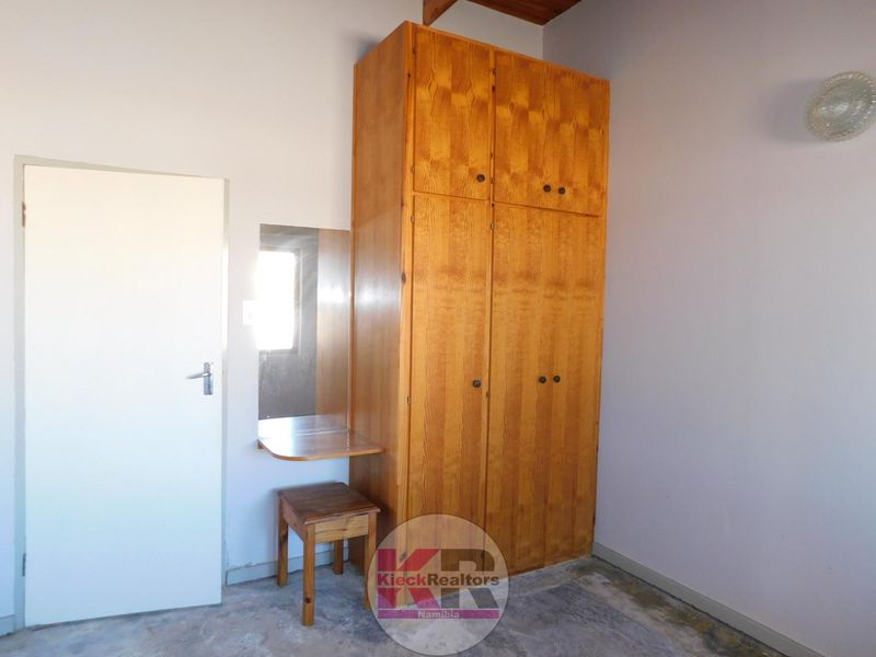 3 Bedroom House for Sale in Henties Bay Central 233m2 - Photo 9