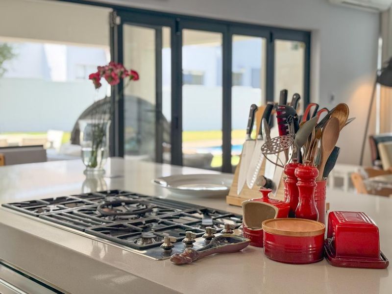 Modern Luxury in Midstream Ridge - Photo 8