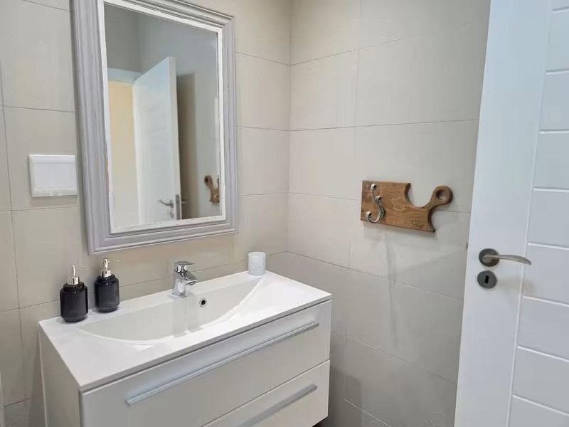 Sea-View Apartment for Rent | CBD - Photo 7