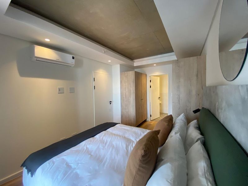 Lovely furnished 2 bedroom in Station House - Photo 7