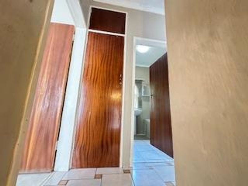 Wonderboom Townhouse: Spacious, Secure, and Stylish Living! - Photo 8