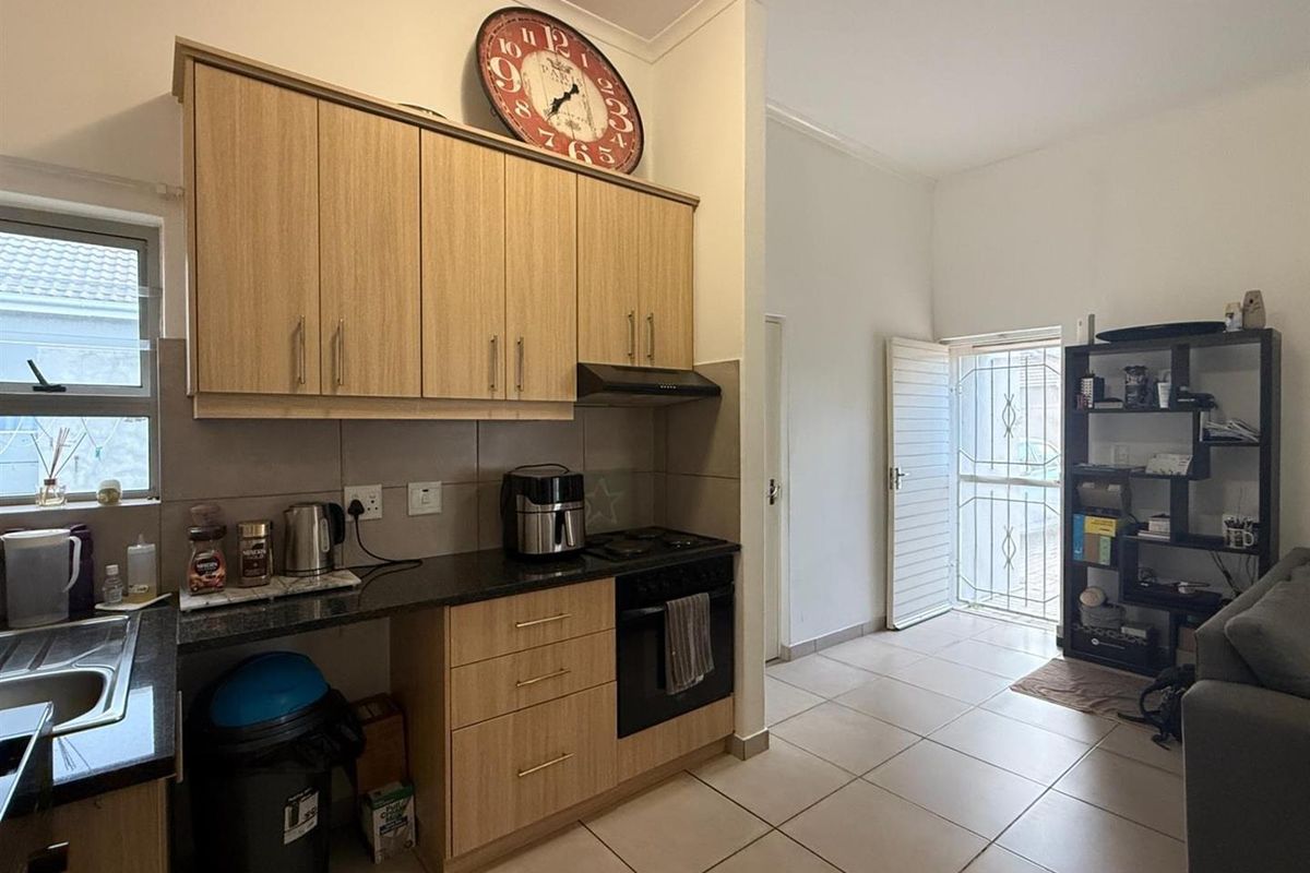 Perfect for your first home! - Photo 3