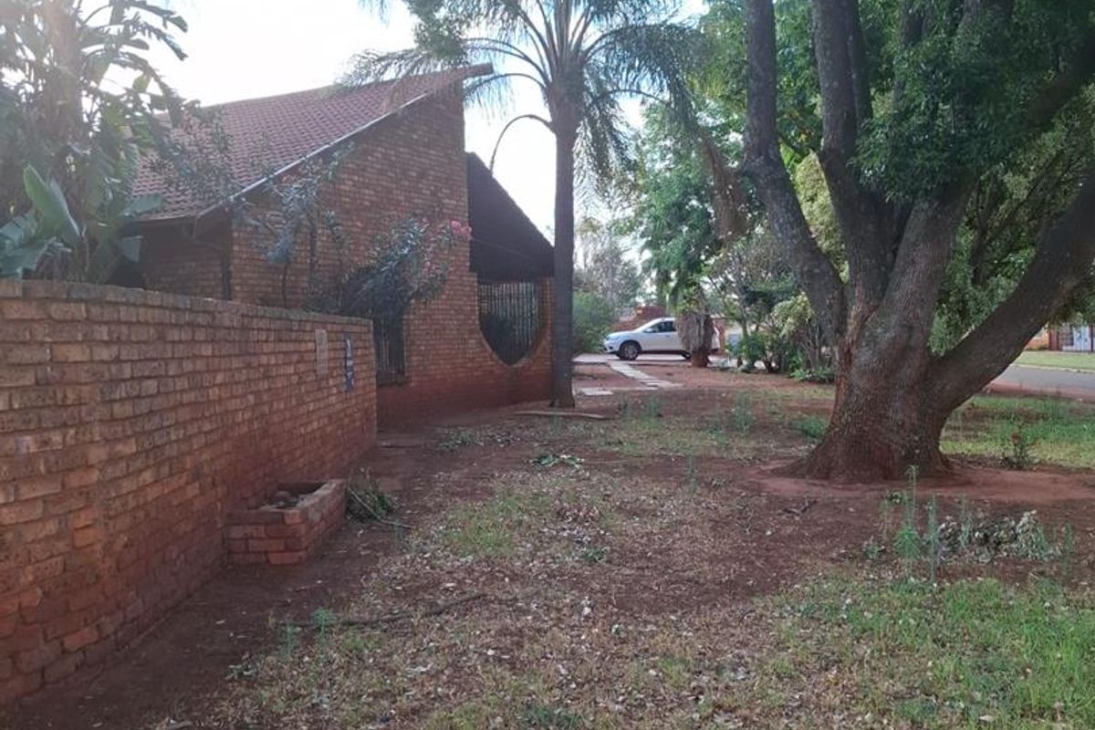 Elegant 3 bedrooms house for sale in Clarina - Photo 2