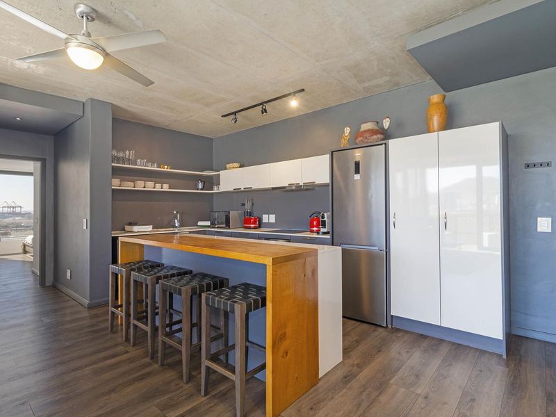 Luxury Corner Apartment with Panoramic - Photo 9