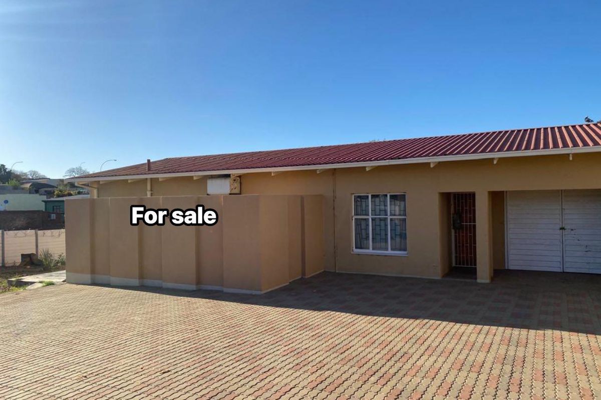 Redesign & Add Value: 875m2 Erf in Luxury Hil - Photo 2