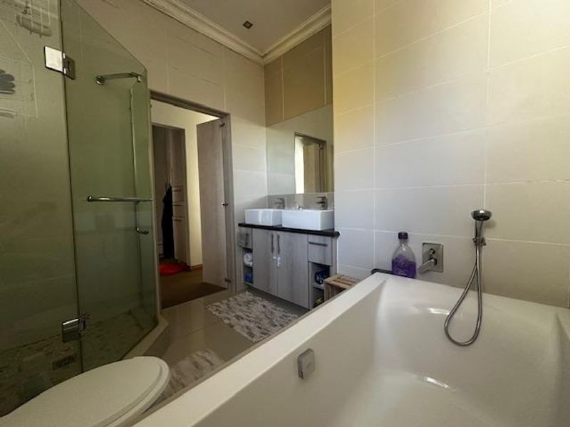 Your forever home is waiting – and it’s spectacular - Photo 7