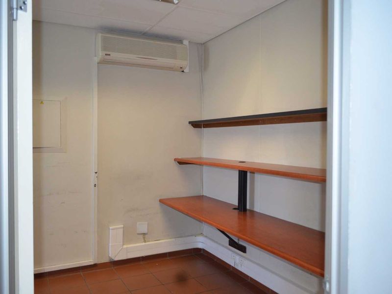 Office Space to Let – Marua Mall, Windhoek! - Photo 3