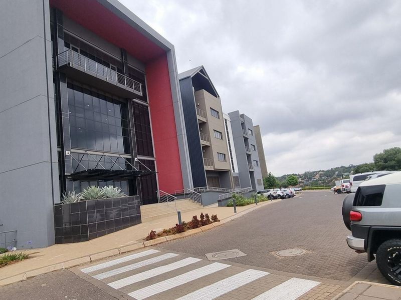 986m2 Office Space To Let in Southdowns Ridge, Centurion - Photo 8