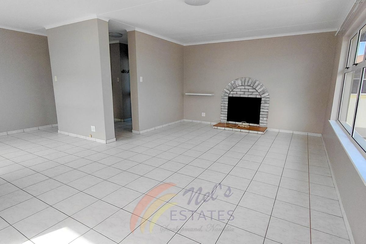 Home to Rent in Vineta, Swakopmund - Photo 3