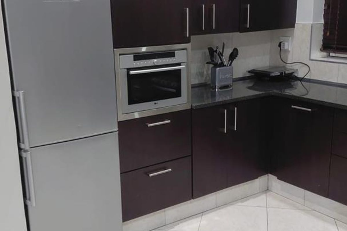 2 bedrooms 2 bathrooms furnished apartment - Photo 3