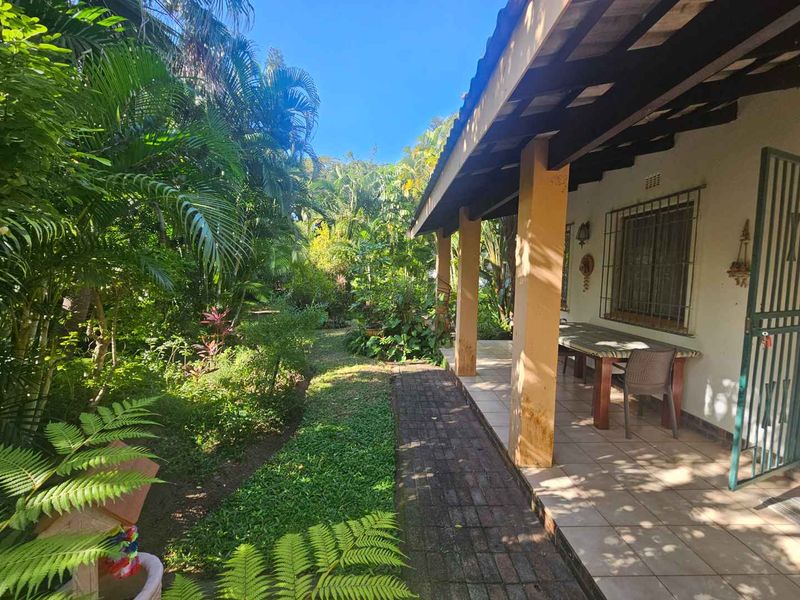 For Sale: Your Slice of Paradise in St Lucia Estuary - Photo 7