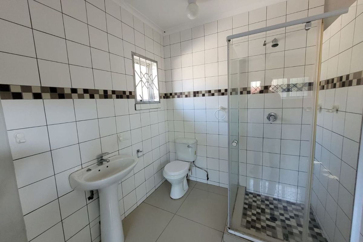 Cozy 1-Bedroom Rental in Veld En Vlei, Richards Bay - Small Dogs are welcome ! - Photo 5