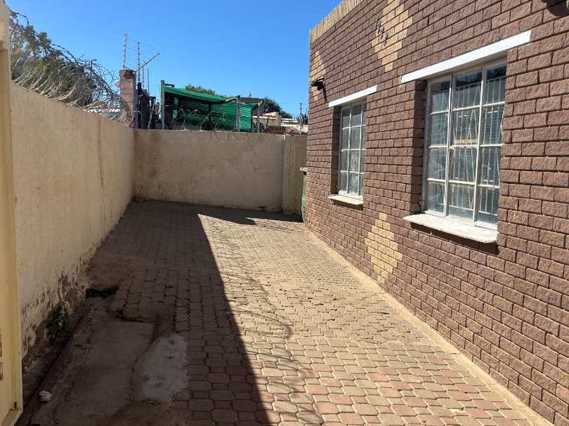 House For Sale - Wanaheda - Photo 4