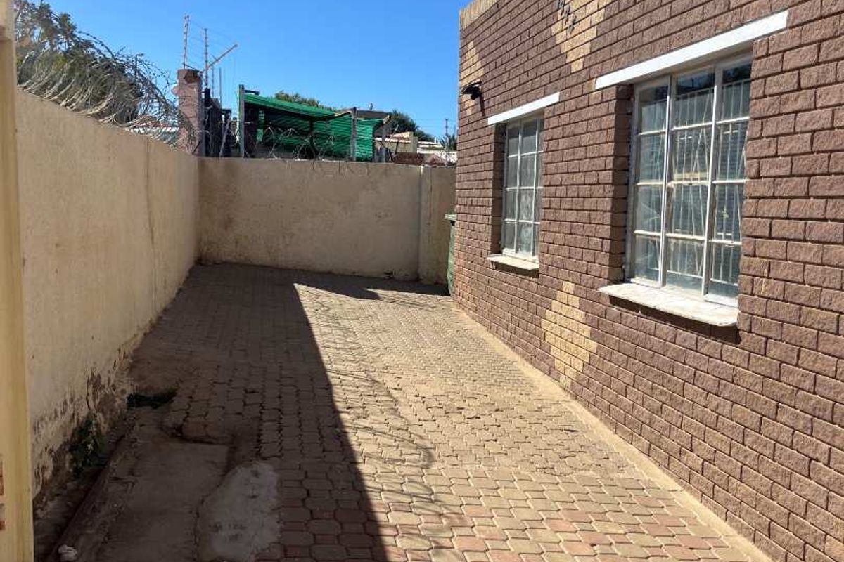 House For Sale - Wanaheda - Photo 4