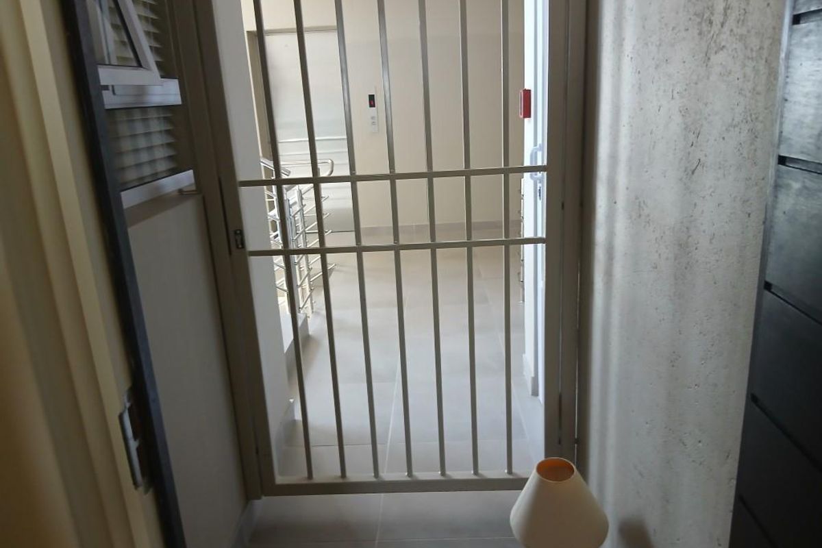 NOT TO BE MISSED – 3-bedroom apartment with sea view in secured complex - Photo 5