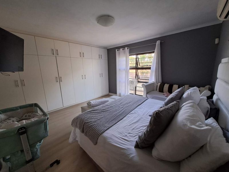 Stunning Townhouse in Tranquil Waterfall - Photo 10