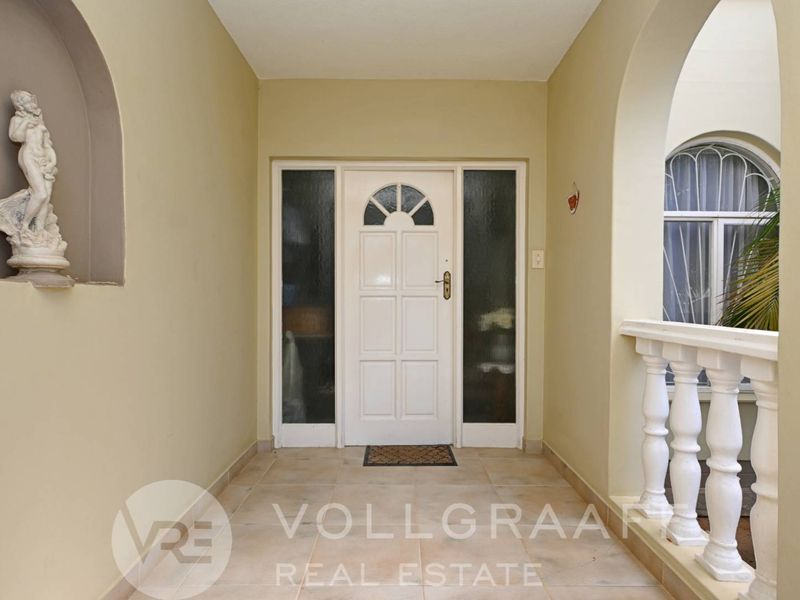 Multi-Unit Property in Hage Heights – Ideal for Extended Living or Income Potential - Photo 3