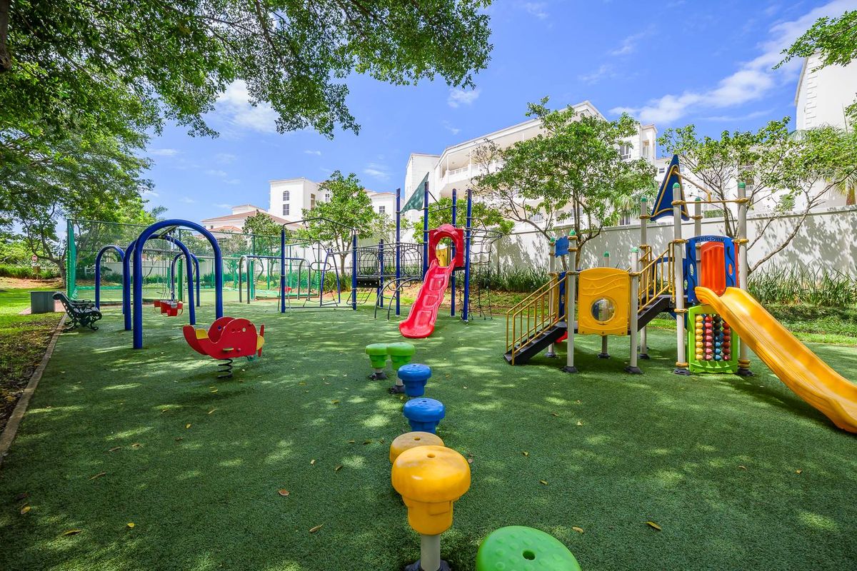 Pet-Friendly Townhouse for Sale | Secure Ilala Ridge Estate | Parking for 4 vehicles - Photo 3