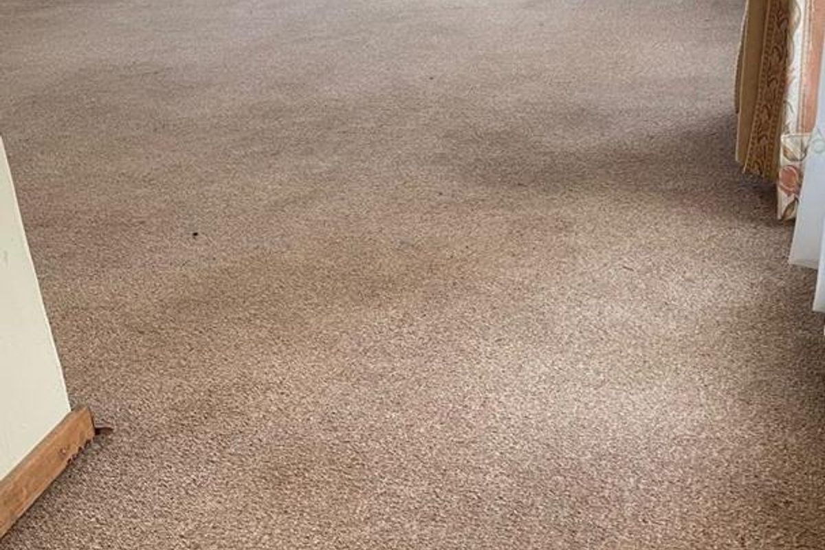 Family House For Sale - Photo 2