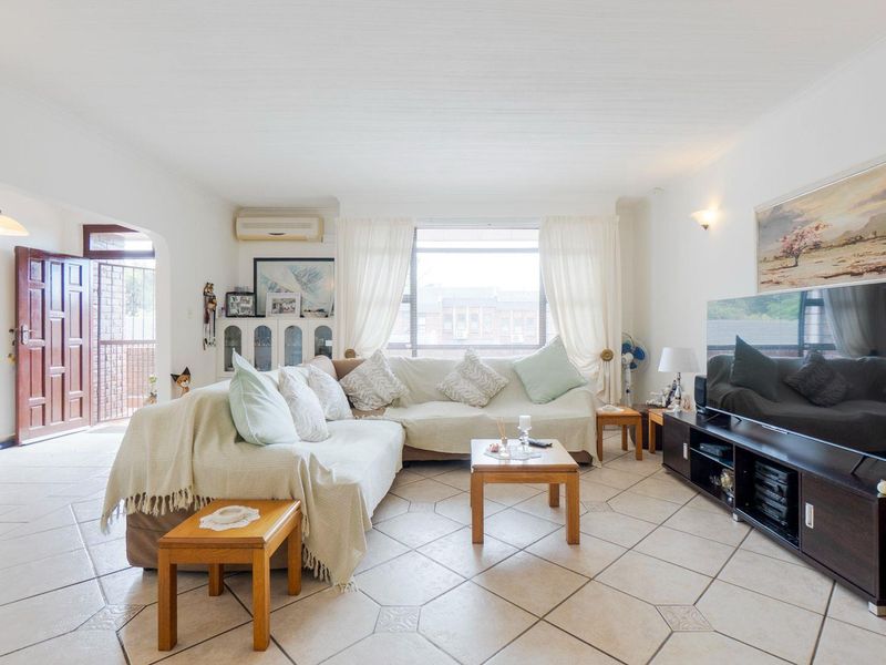 Immaculate face brick simplex - Photo 9