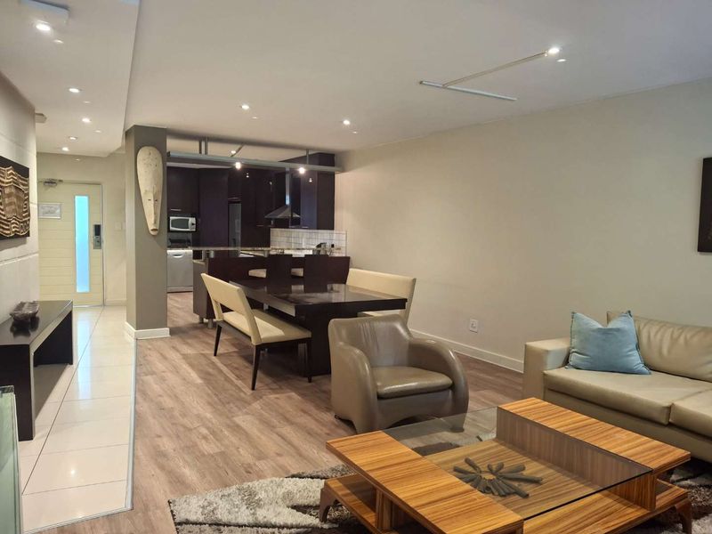 A GORGEOUS TWO BEDROOM FURNISHED APARTMENT - Photo 10