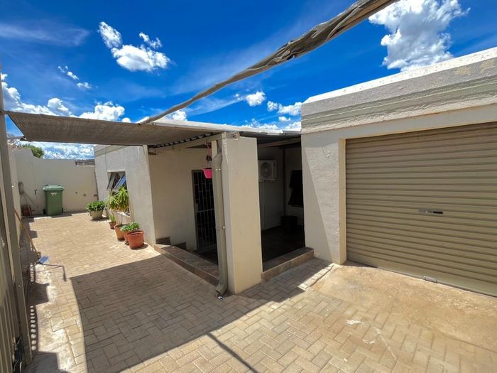 Property #2479702, House For Sale in Katutura