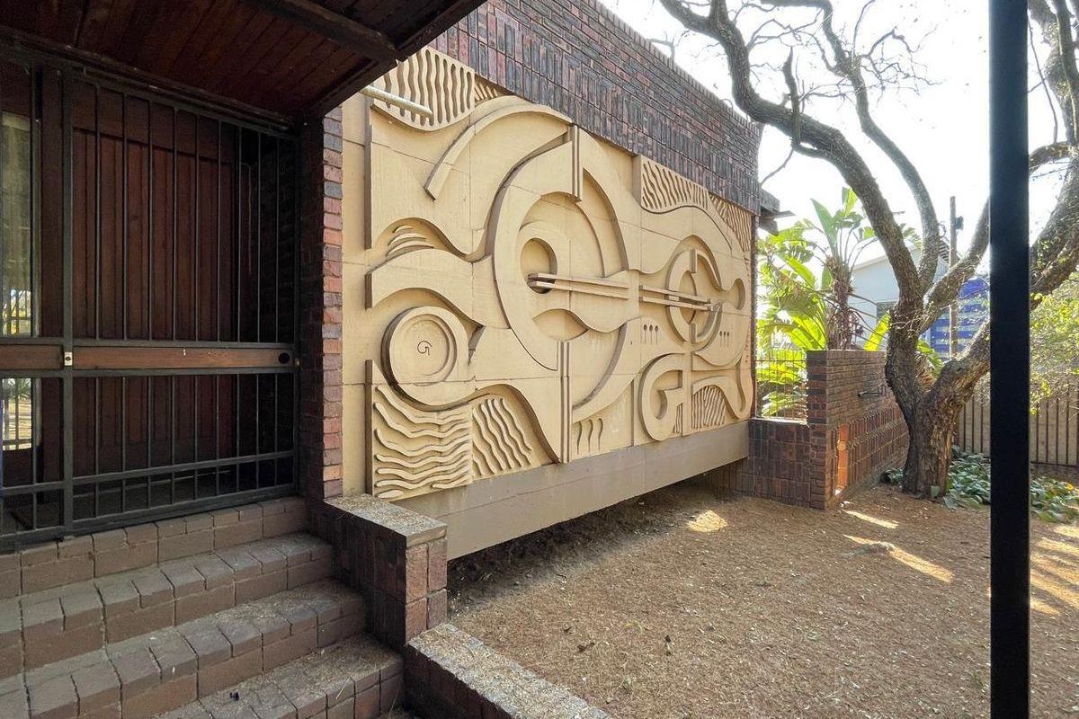 Old School Charm - Photo 2