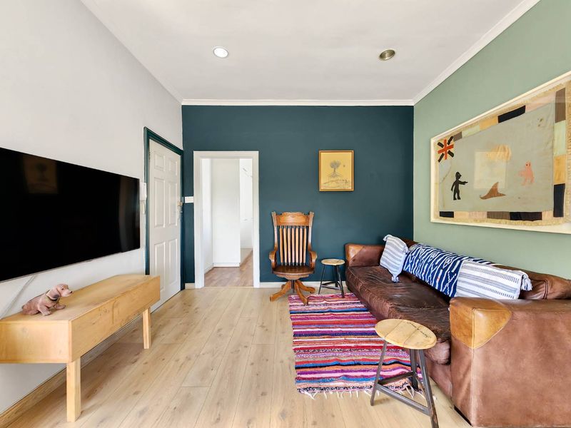 Stylish 1 Bedroom Gem With Mountain Views! - Photo 7