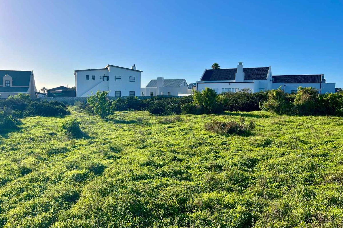 Coastal Living Starts Here - Photo 5