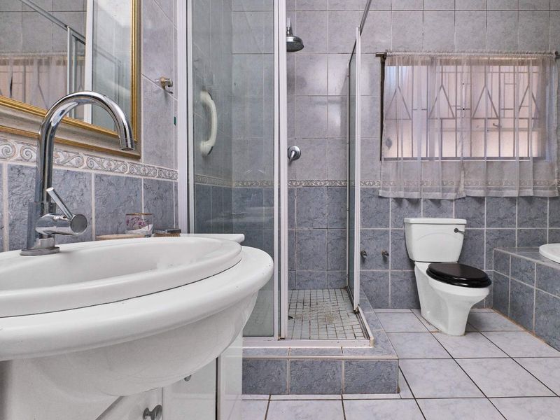 Spacious Family Home with Endless Potential - Photo 9