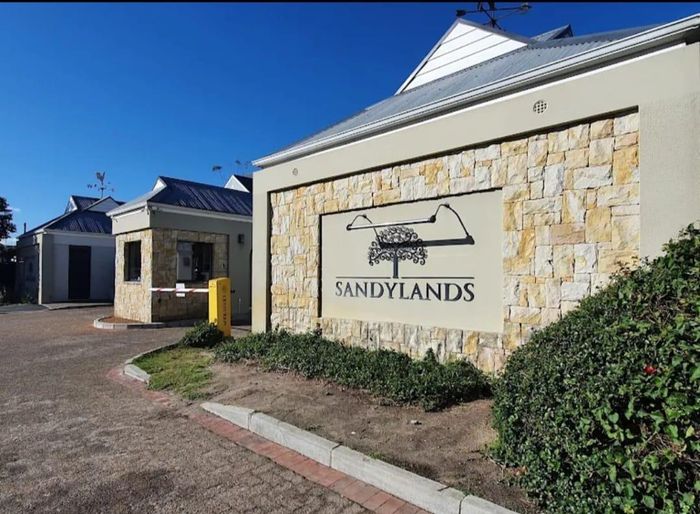 Property #2426409, Apartment For Sale in Silver Oaks