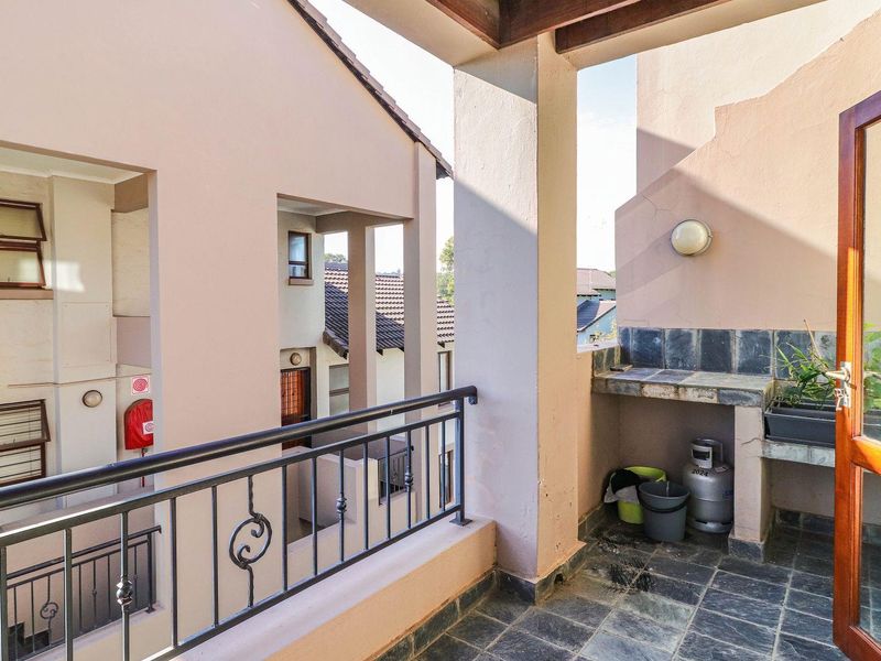 Duplex Living with Two Balconies in the Heart of Ferndale” - Photo 5
