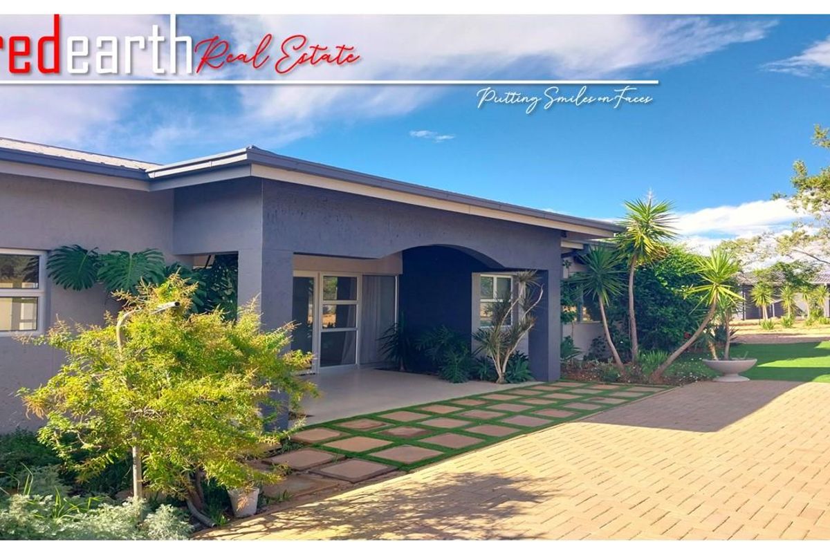 Luxury Living • Unmatched Views • Timeless Comfort - Photo 2