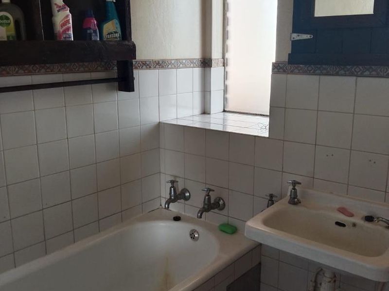 Spacious Apartment in La Montagne Pretoria East - Photo 10